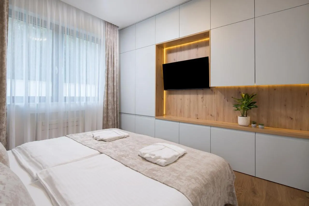 Ena, Luxury Apartments Opatija 0*,